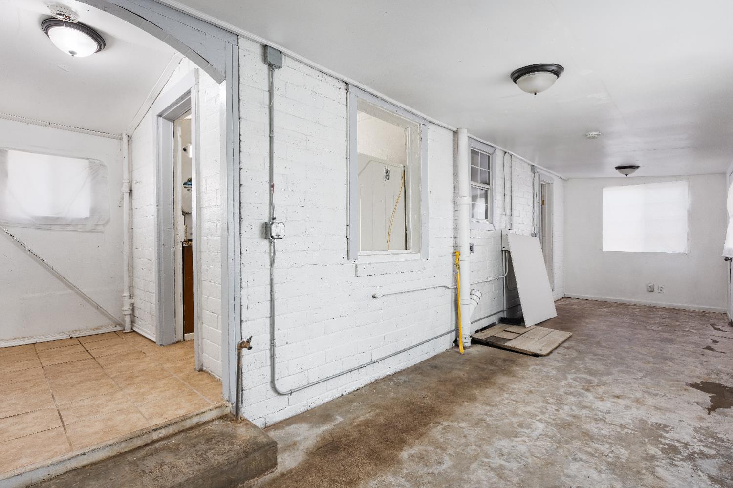 523 S 8Th St, Fresno, CA 93702