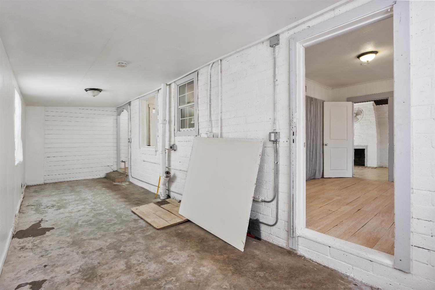 523 S 8Th St, Fresno, CA 93702