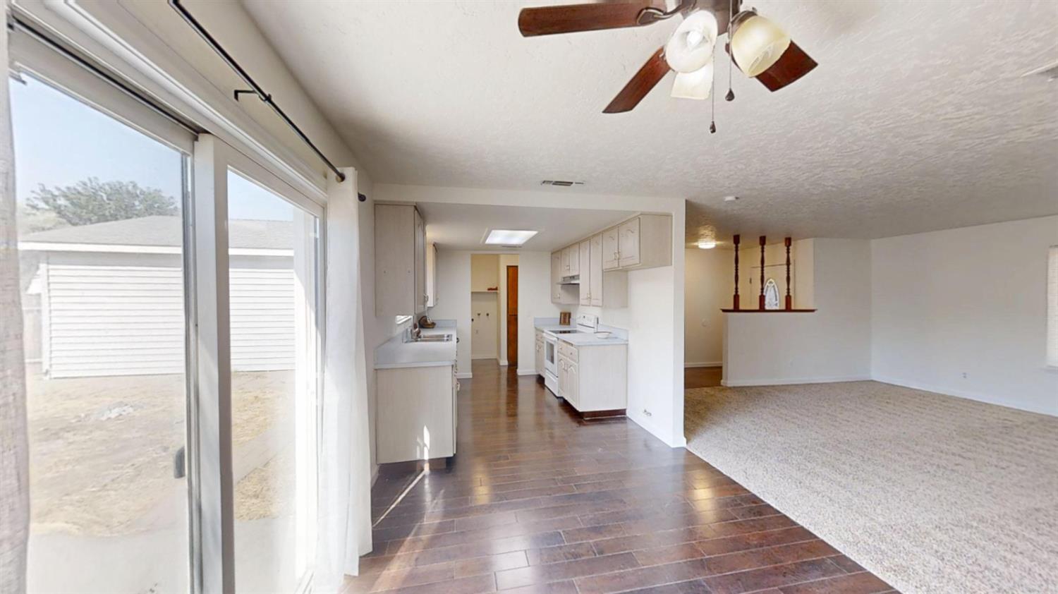 495 Pacific St, Coalinga, CA 93210