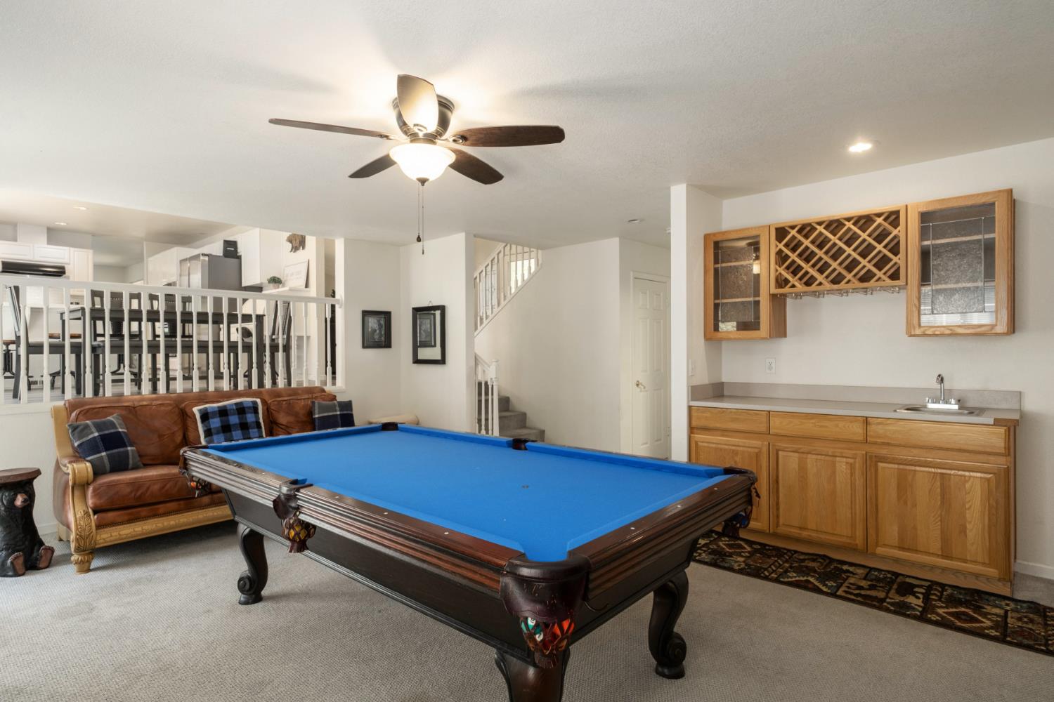 39301 Moonray Ln, Oakhurst, CA 93644