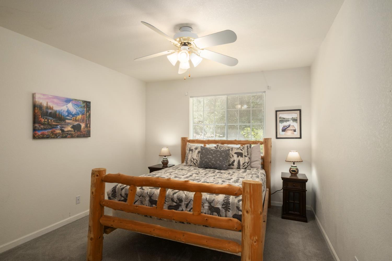 39301 Moonray Ln, Oakhurst, CA 93644