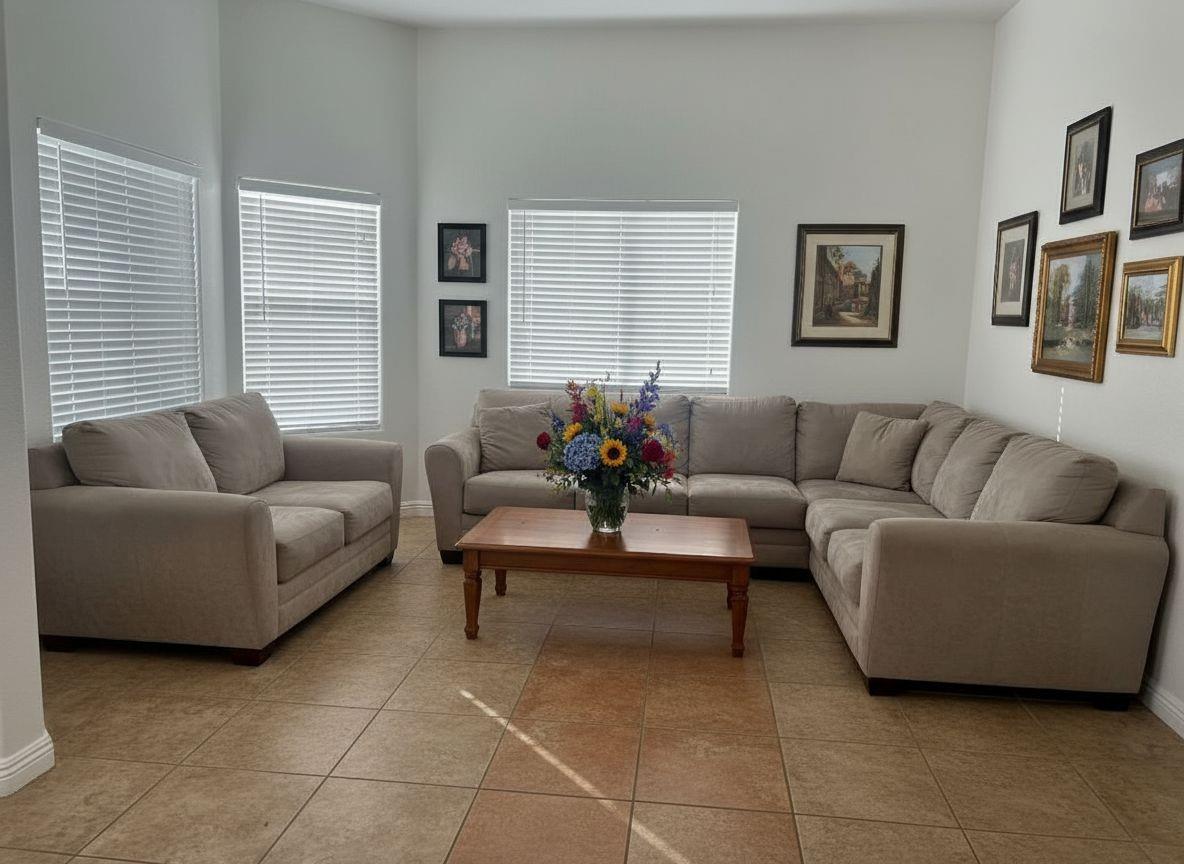 4863 N Doon Way, Fresno, CA 93726