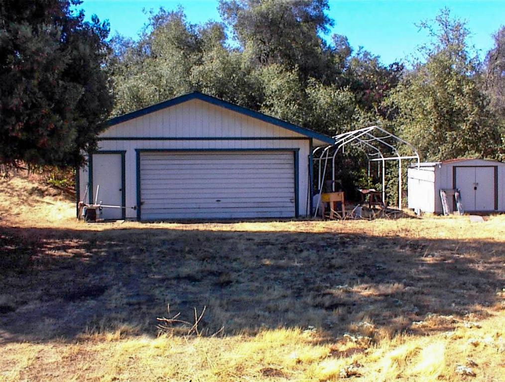 50245 Greenhill Rd, Yokuts Valley, CA 93675