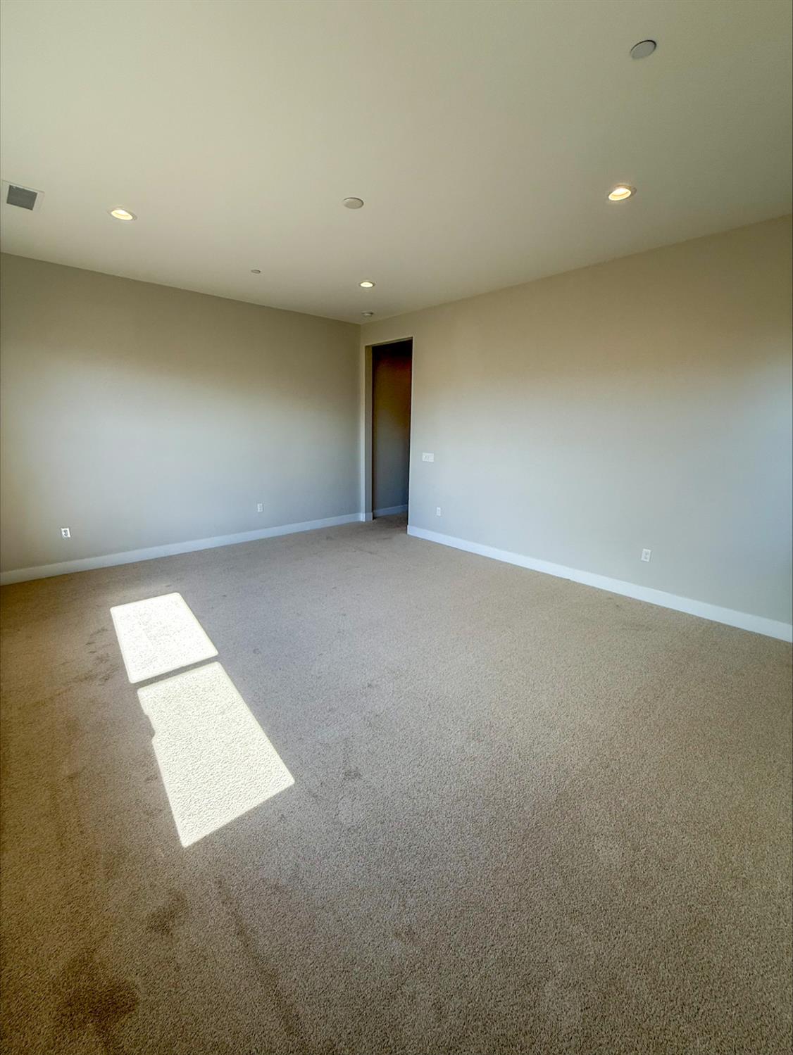 4132 Blackfish Rd, Madera, CA 93636