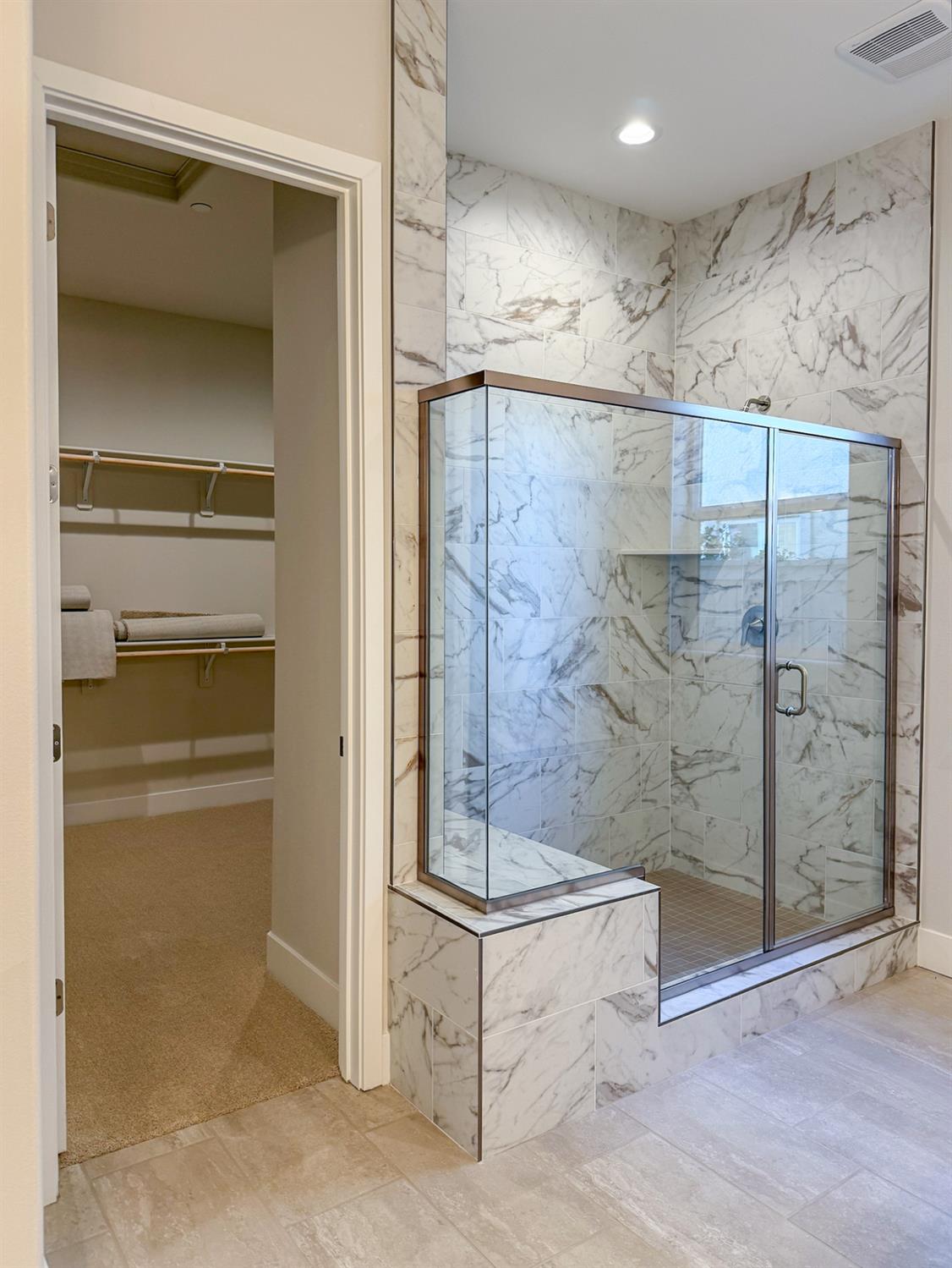 4132 Blackfish Rd, Madera, CA 93636