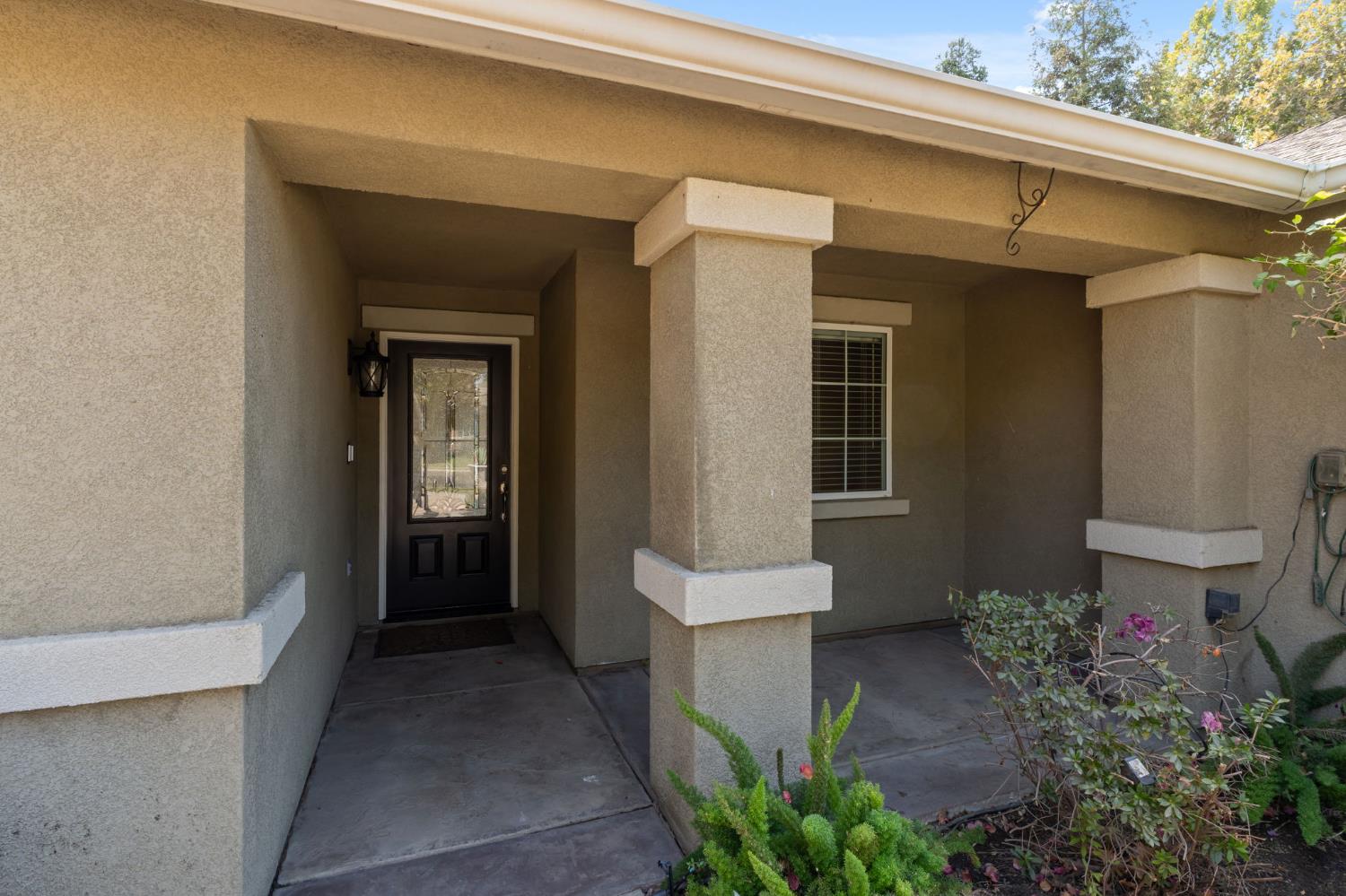 2667 W Payson Ave, Visalia, CA 93291