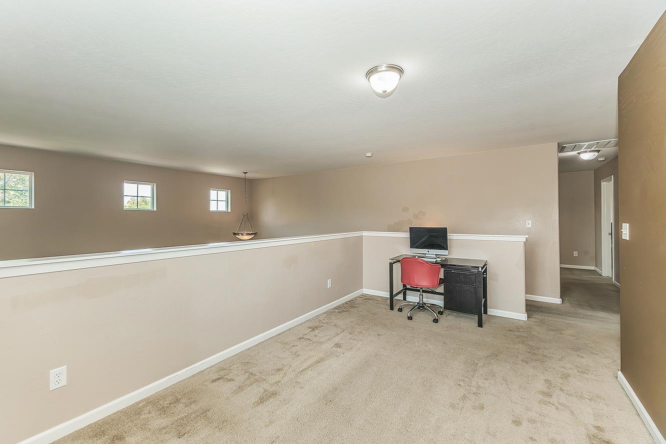 337 S Stanford Ave, Fresno, CA 93727