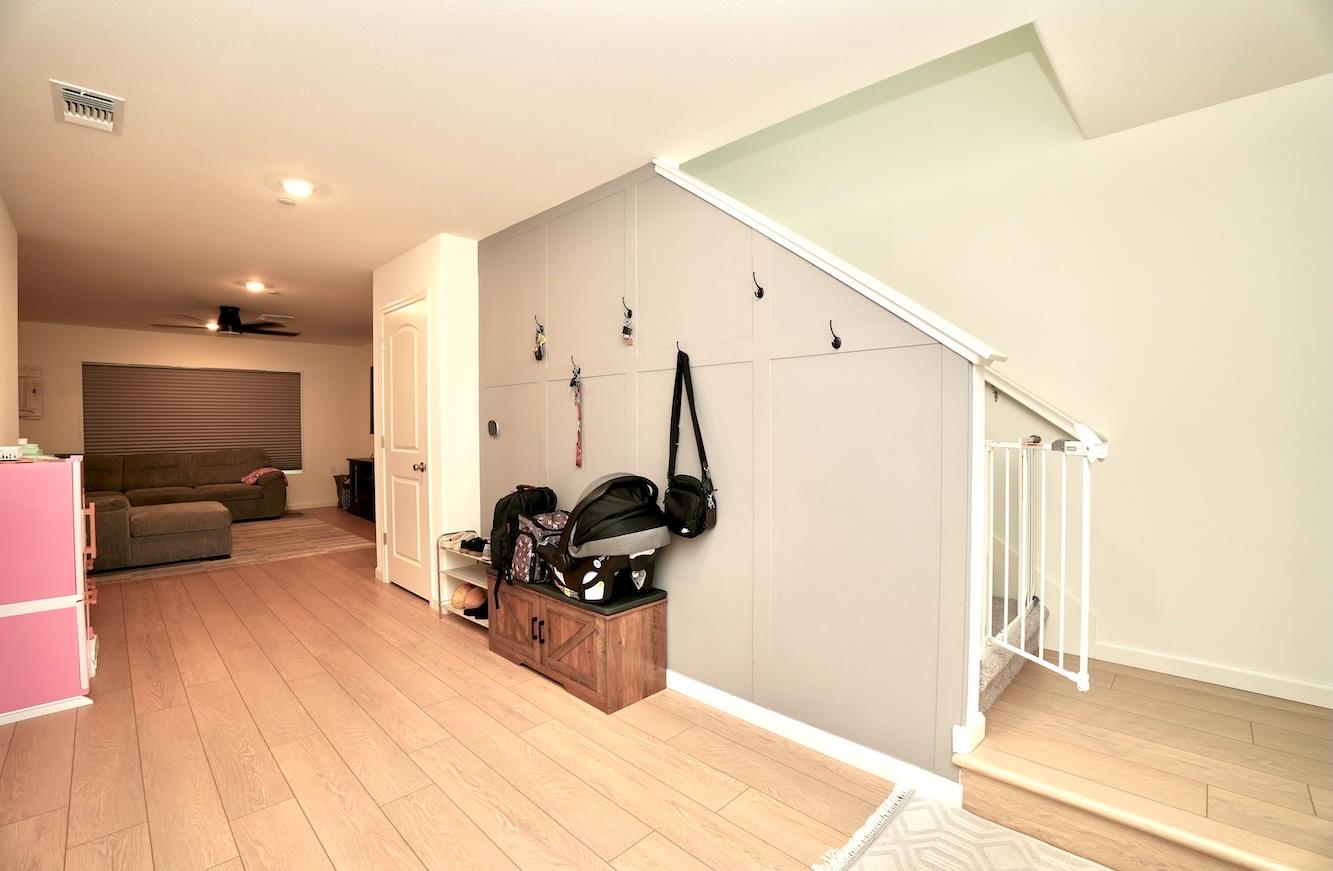 6664 E Washington Ave, Fresno, CA 93727