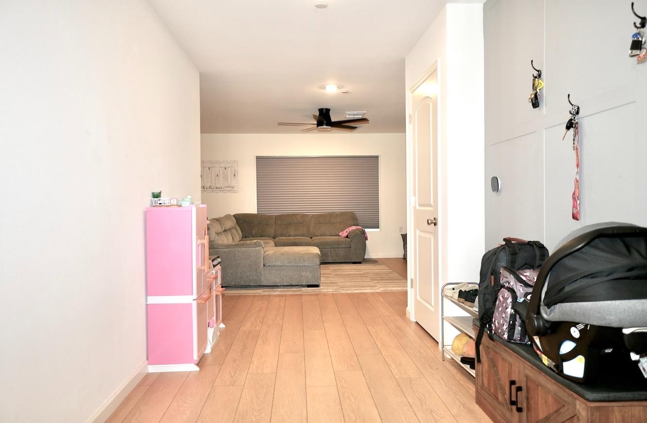 6664 E Washington Ave, Fresno, CA 93727