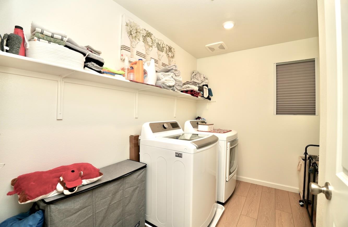 6664 E Washington Ave, Fresno, CA 93727