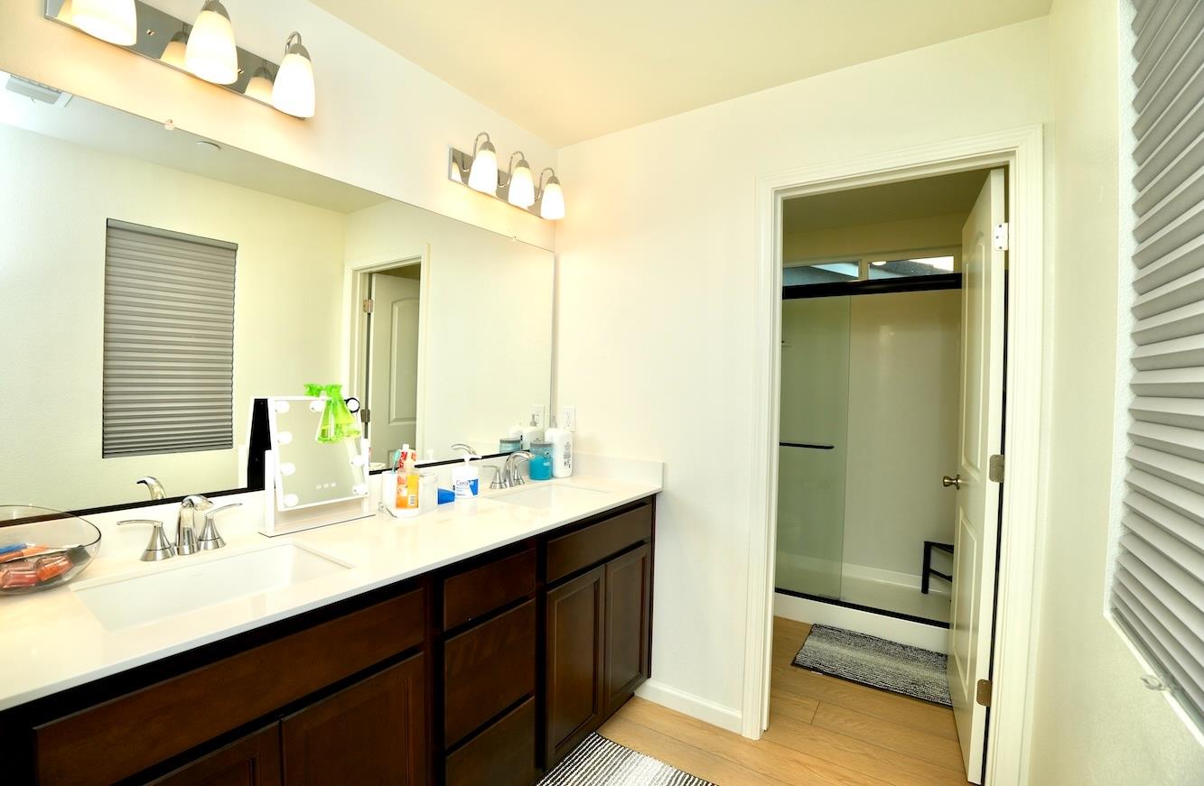 6664 E Washington Ave, Fresno, CA 93727