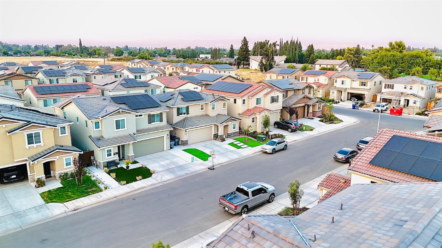 6664 E Washington Ave, Fresno, CA 93727