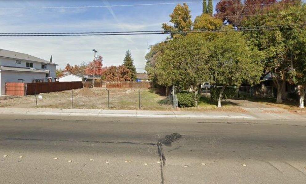 439 E Olive Ave, Merced, CA 95340