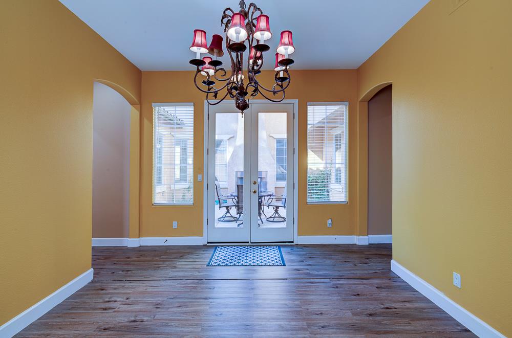 4968 W Pinedale Ave, Fresno, CA 93722