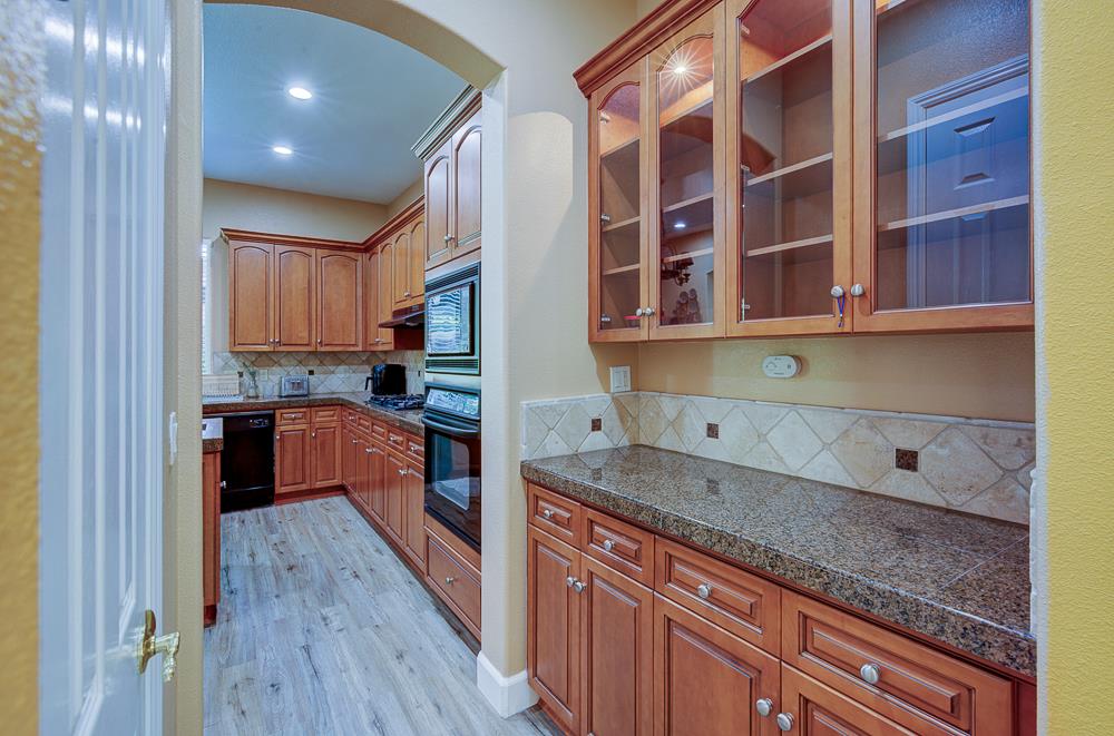 4968 W Pinedale Ave, Fresno, CA 93722