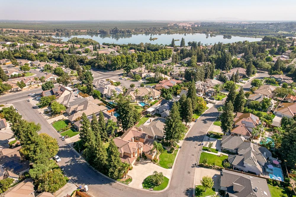 4968 W Pinedale Ave, Fresno, CA 93722