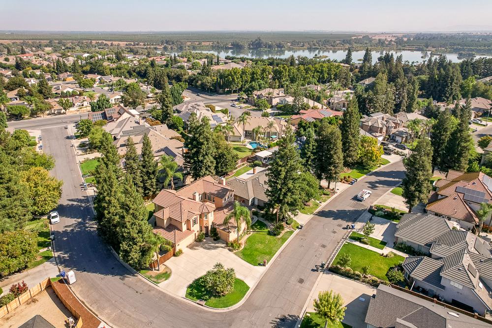 4968 W Pinedale Ave, Fresno, CA 93722