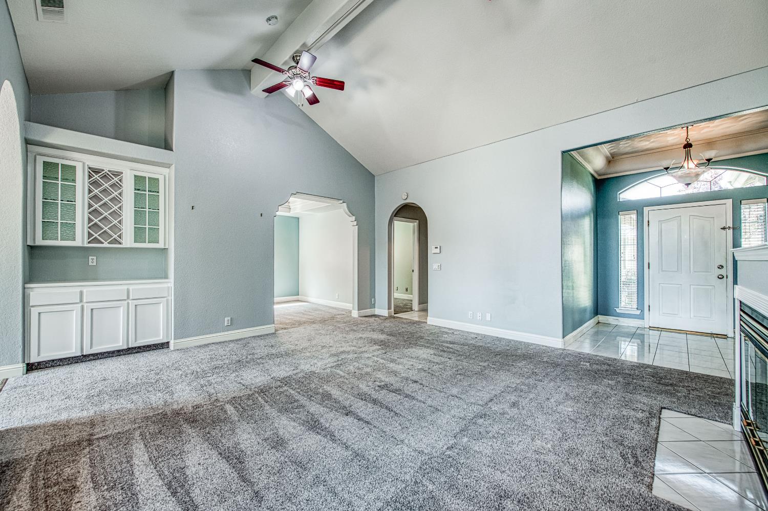 1021 E Niles Ave, Fresno, CA 93720