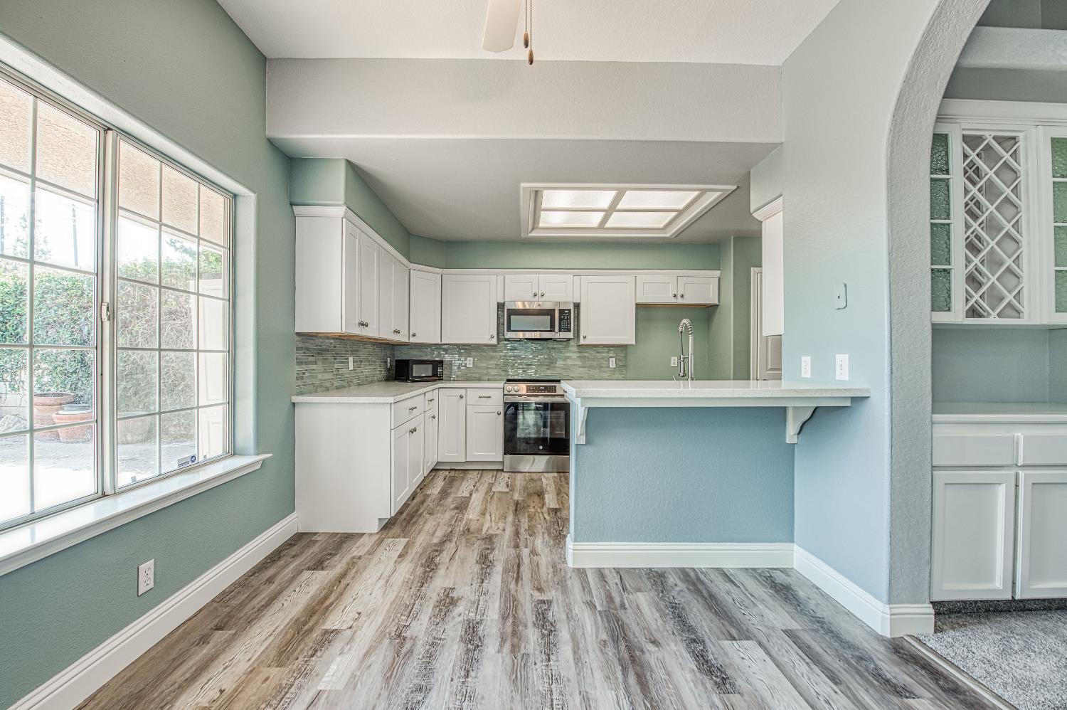 1021 E Niles Ave, Fresno, CA 93720