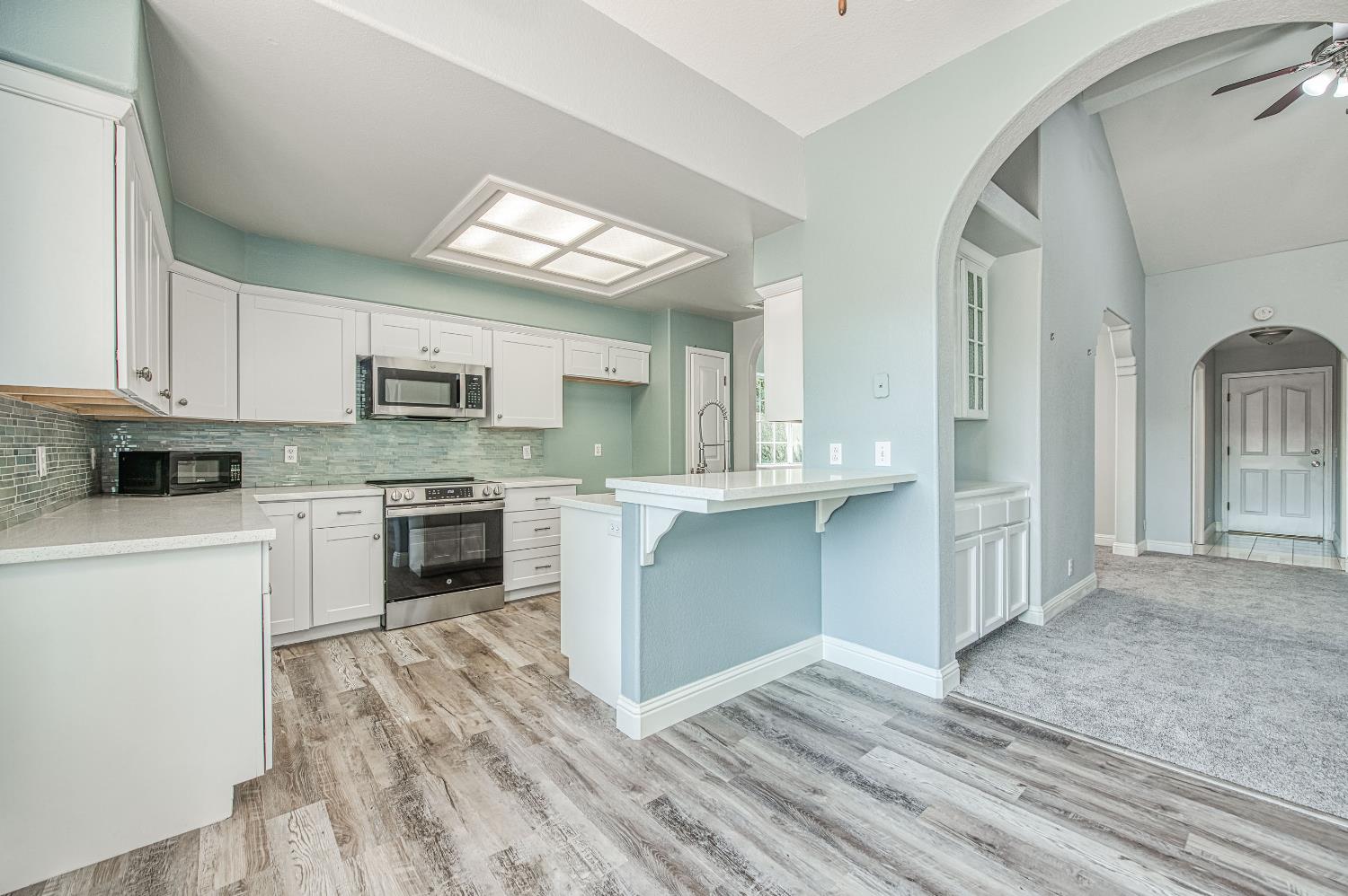 1021 E Niles Ave, Fresno, CA 93720