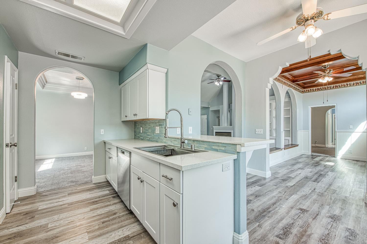 1021 E Niles Ave, Fresno, CA 93720