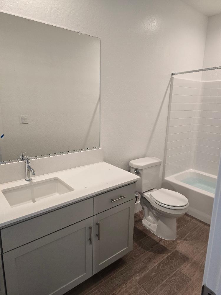 2897 E Corteza Dr, Fresno, CA 93730