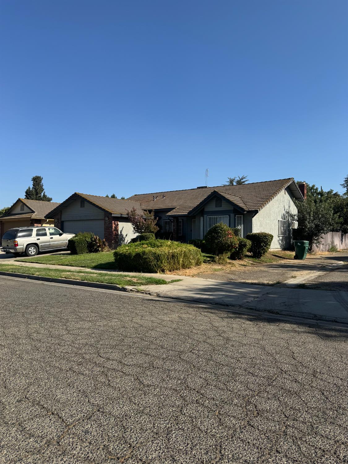 1632 University Ave, Madera, CA 93637