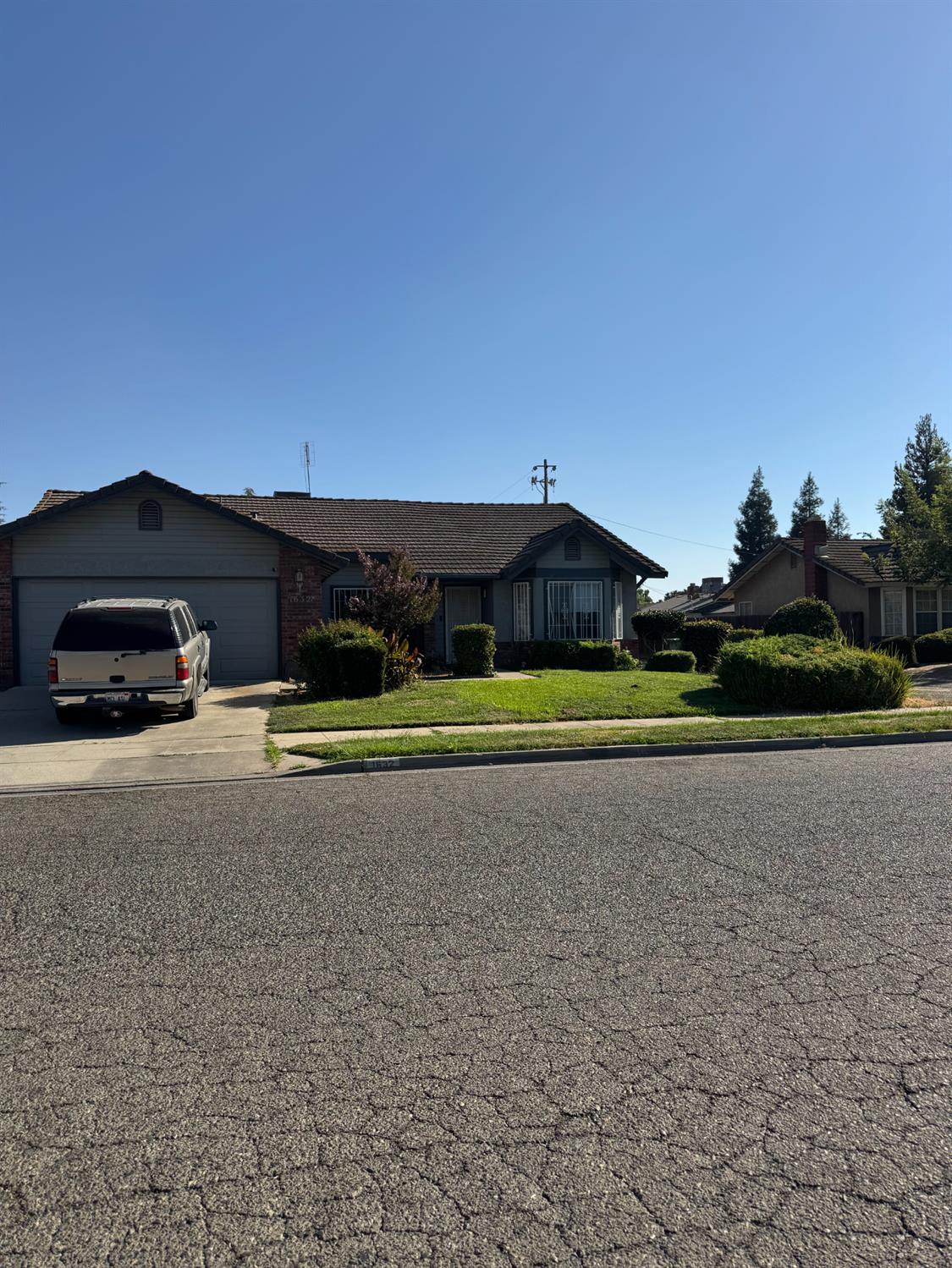 1632 University Ave, Madera, CA 93637
