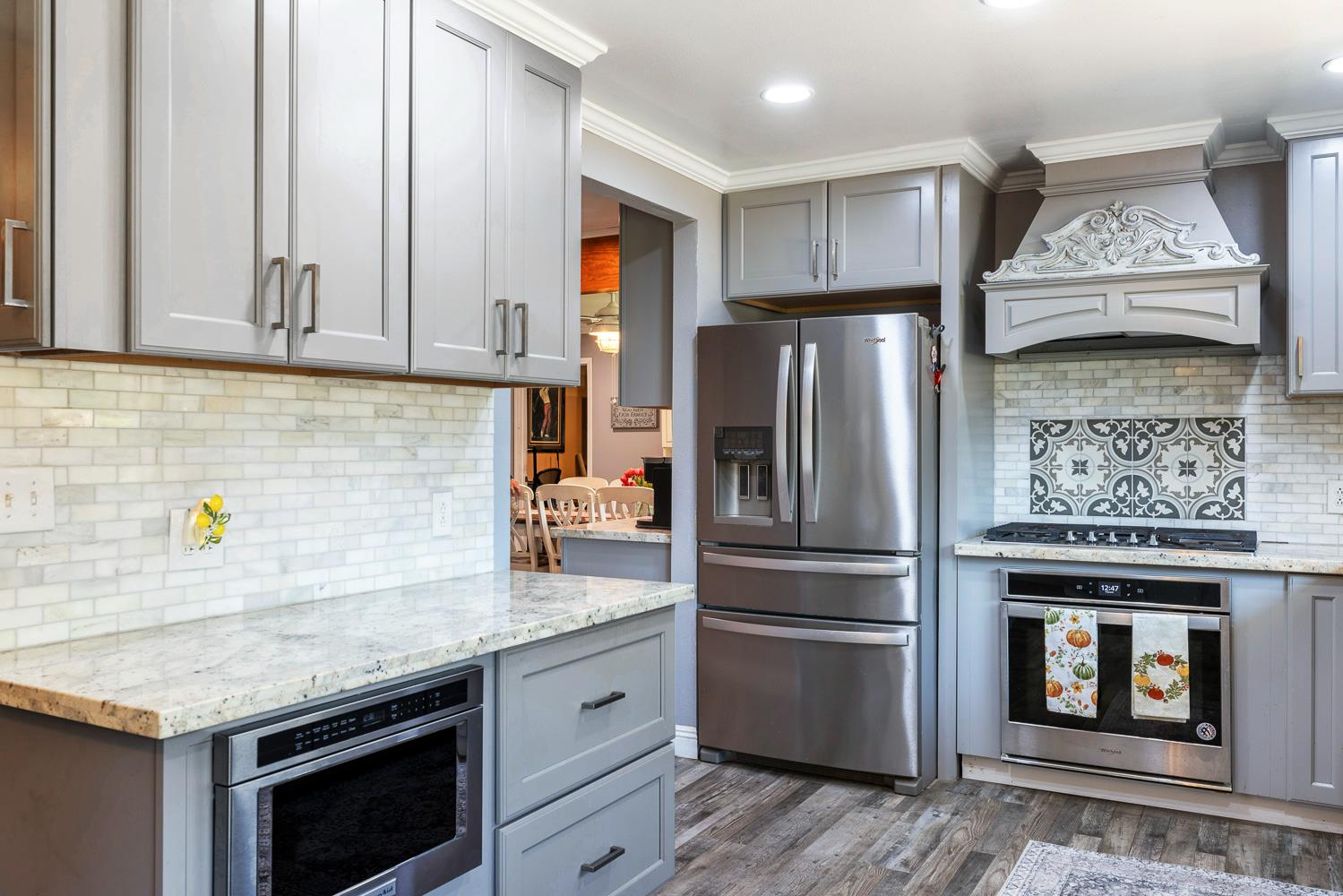 6589 N De Wolf Ave, Clovis, CA 93619