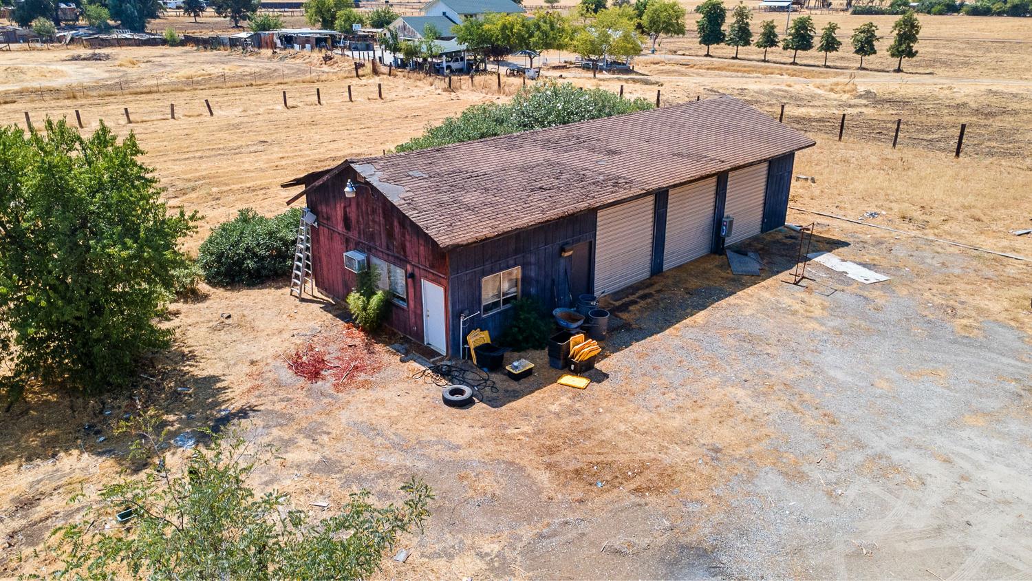 6589 N De Wolf Ave, Clovis, CA 93619