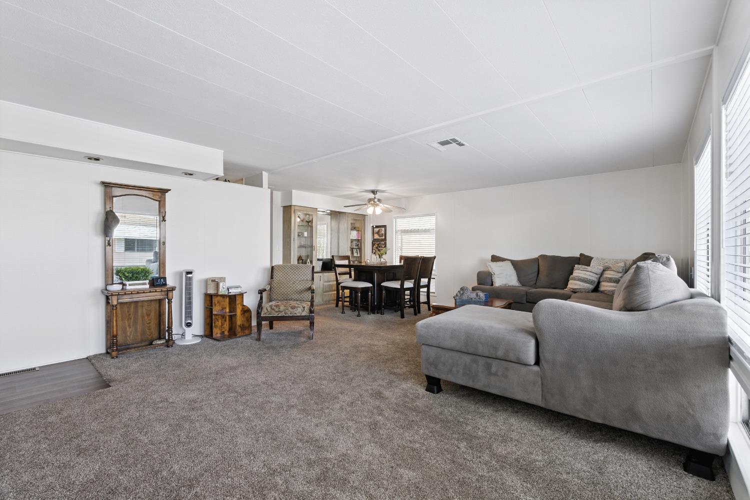 221 W Herndon Ave #87, Pinedale, CA 93650