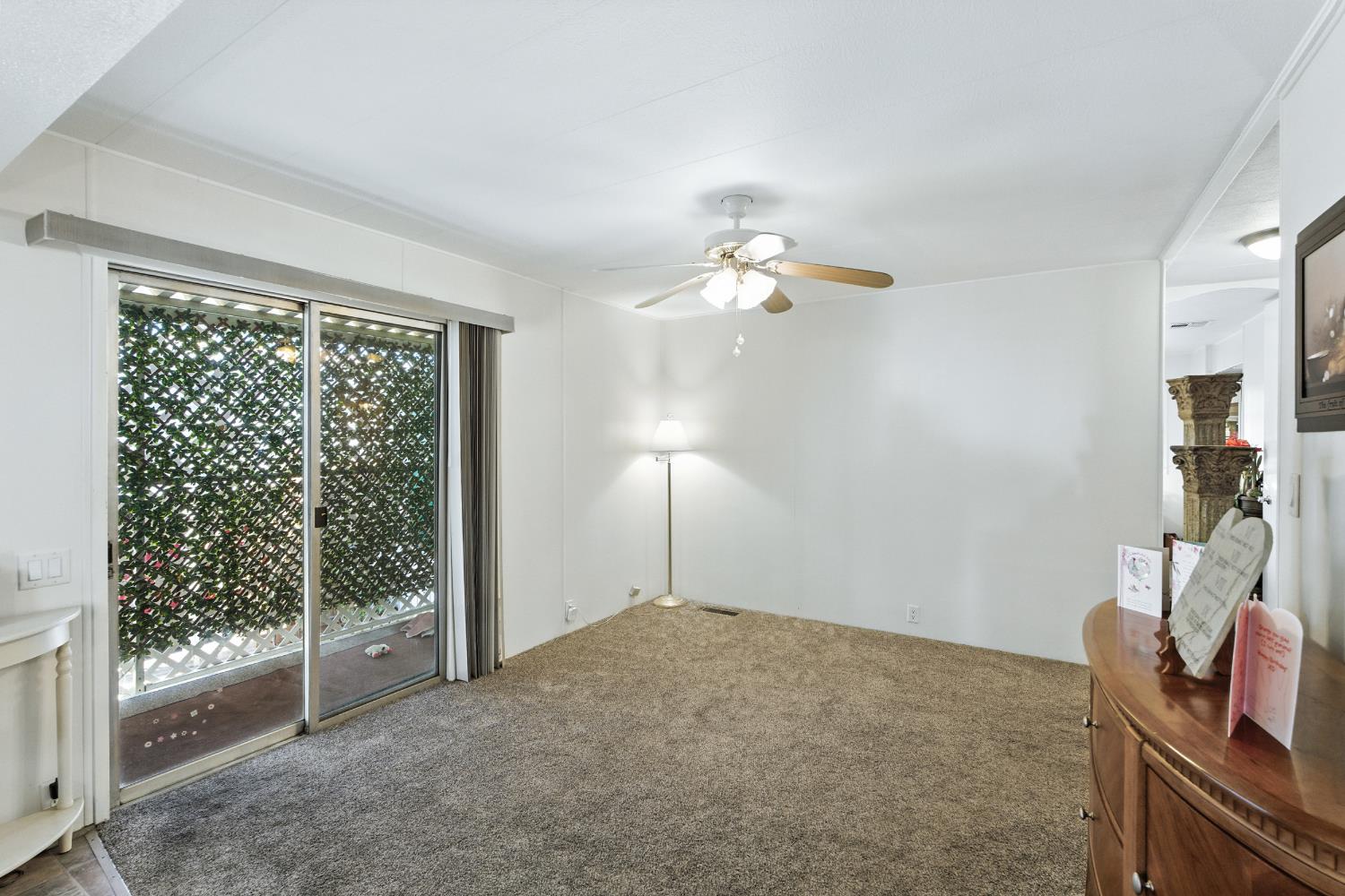 221 W Herndon Ave #87, Pinedale, CA 93650