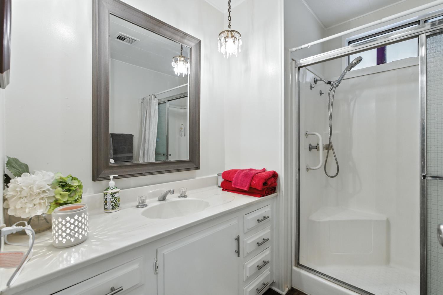 221 W Herndon Ave #87, Pinedale, CA 93650