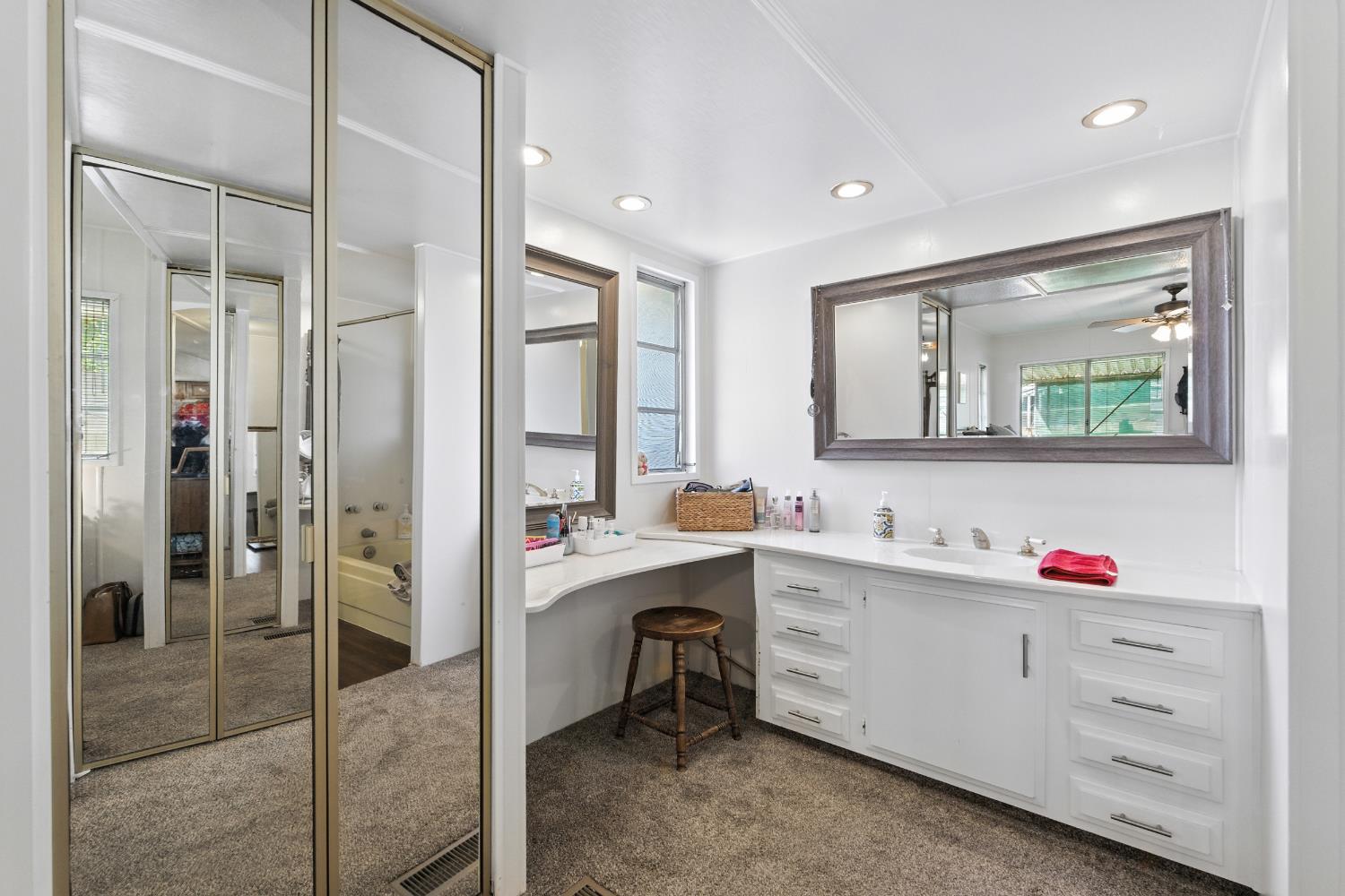 221 W Herndon Ave #87, Pinedale, CA 93650