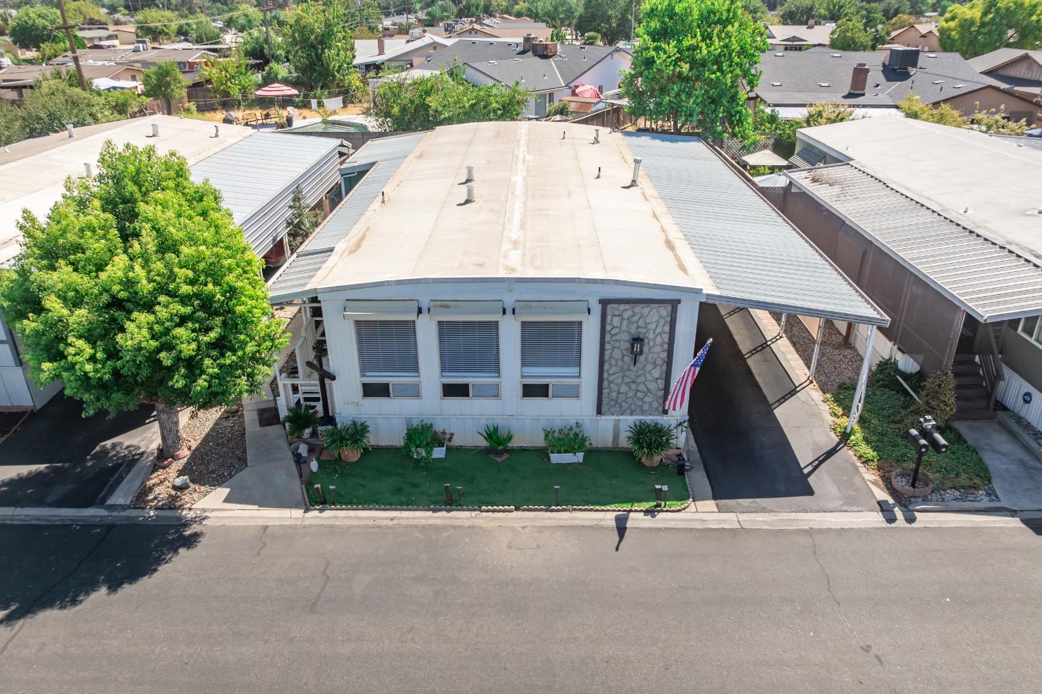 221 W Herndon Ave #87, Pinedale, CA 93650