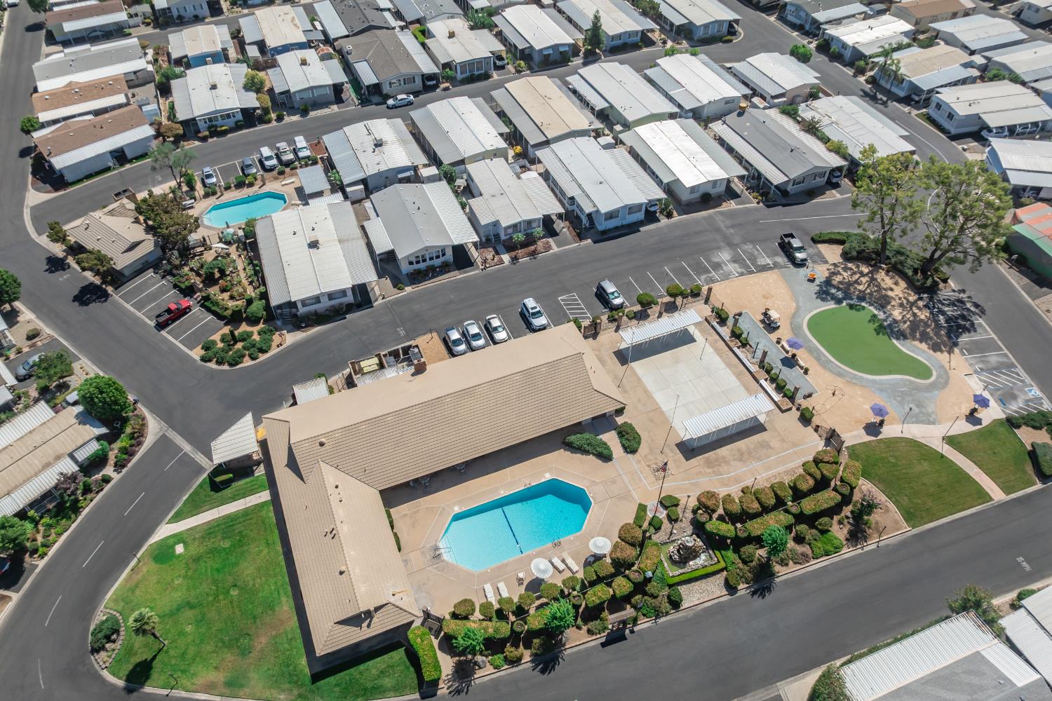 221 W Herndon Ave #87, Pinedale, CA 93650