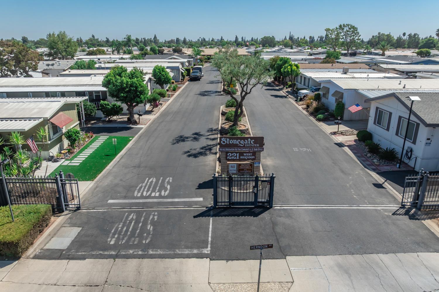 221 W Herndon Ave #87, Pinedale, CA 93650