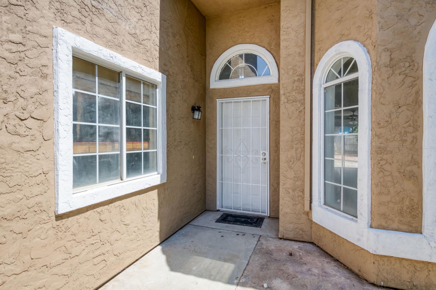 3340 N Dante Ave, Fresno, CA 93722