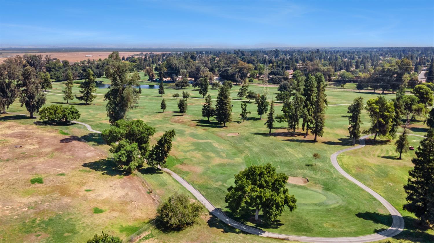 6712 W Lucas Dr, Fresno, CA 93722