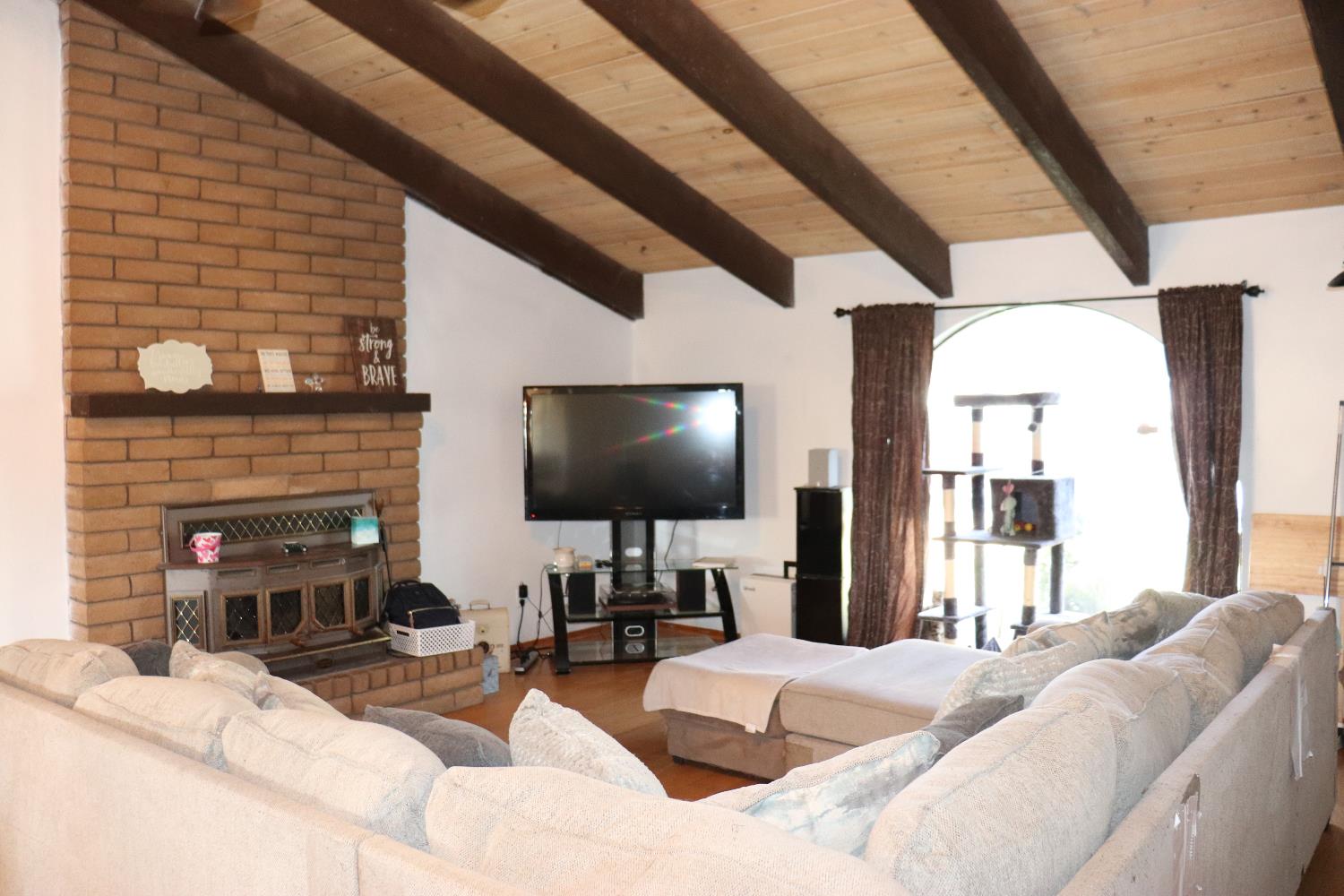 3535 Gaynor St, Selma, CA 93662