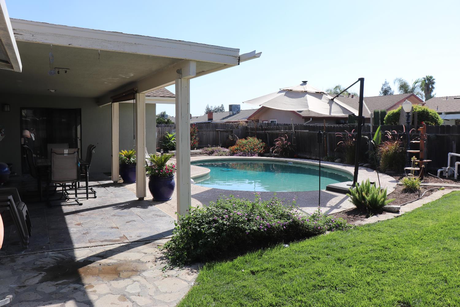 3535 Gaynor St, Selma, CA 93662