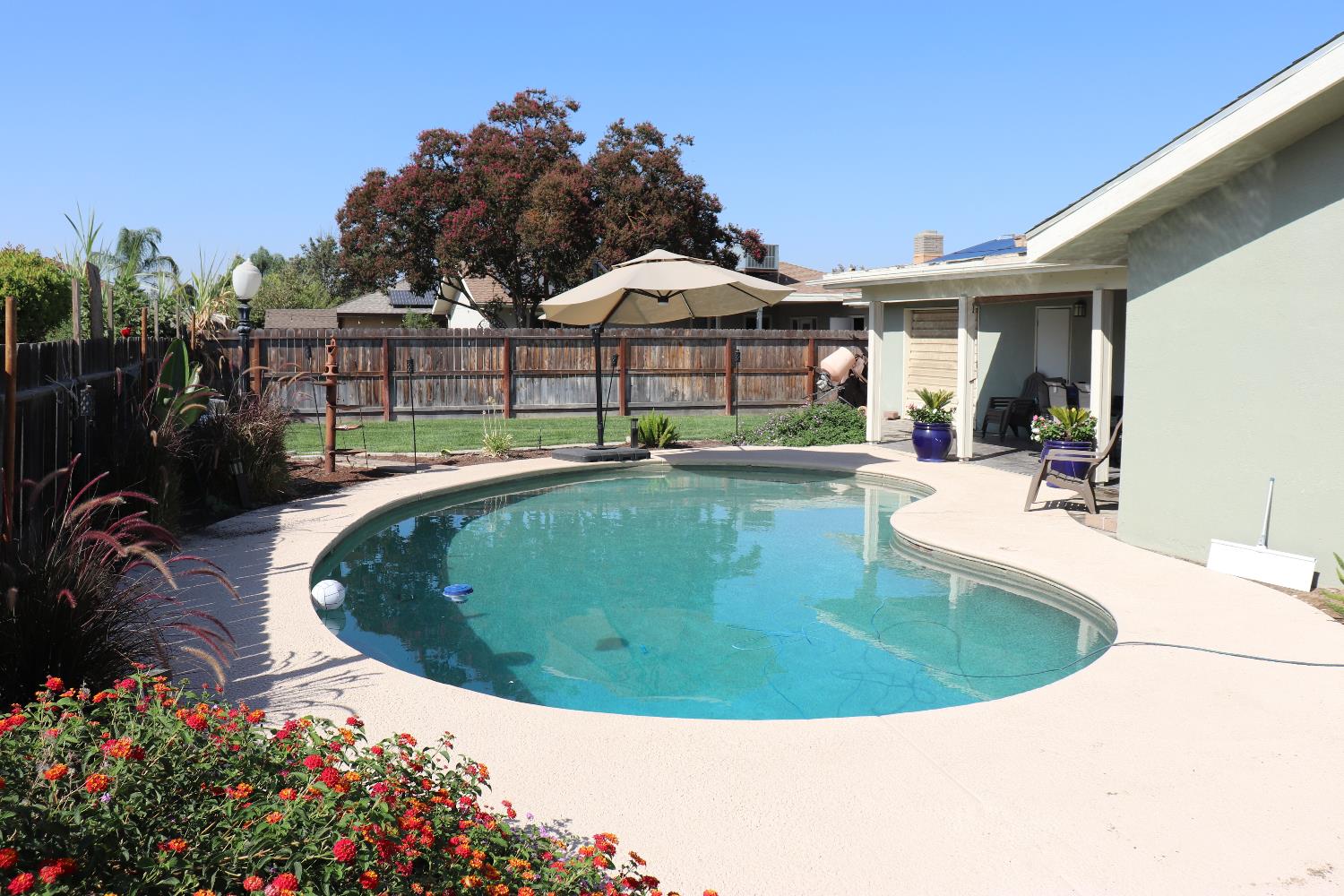 3535 Gaynor St, Selma, CA 93662