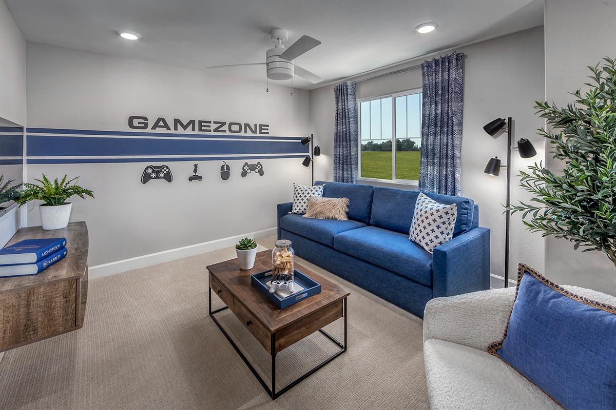 840 N Apricot Ave, Fresno, CA 93727