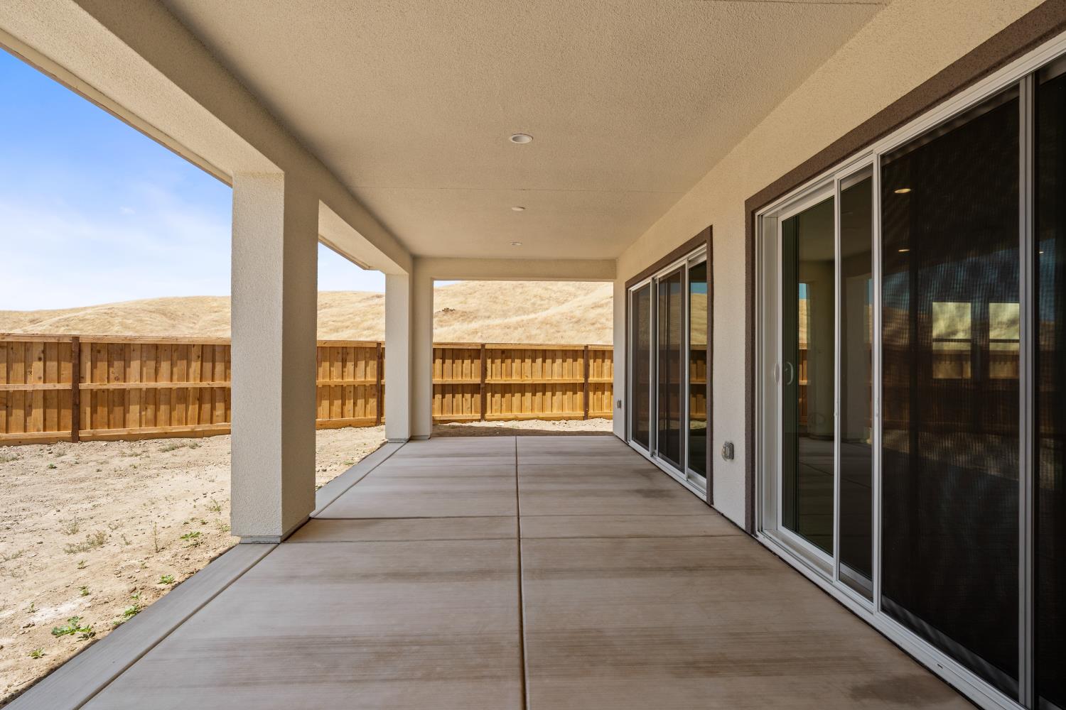 8388 Iron Creek Dr, Friant, CA 93626