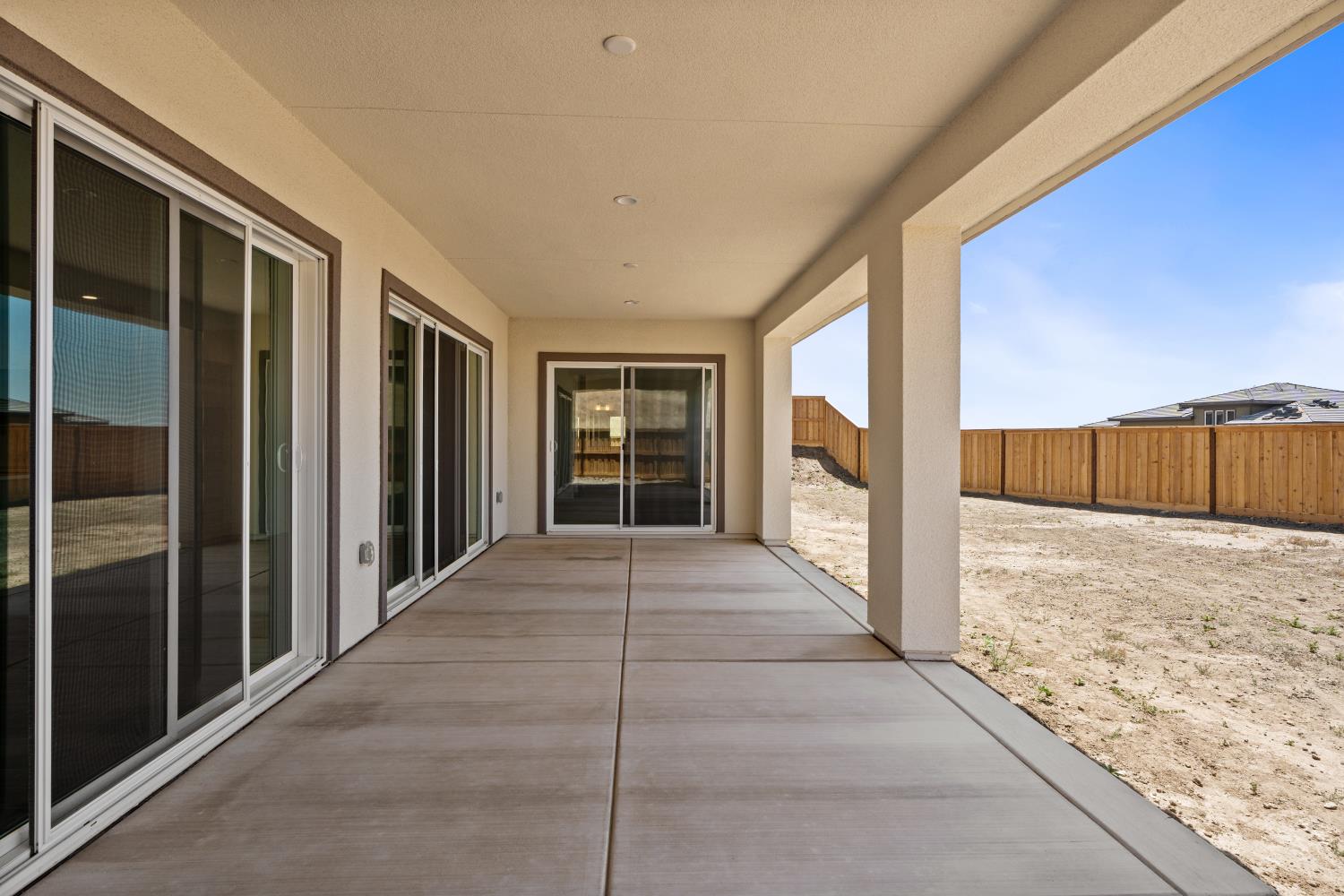 8388 Iron Creek Dr, Friant, CA 93626