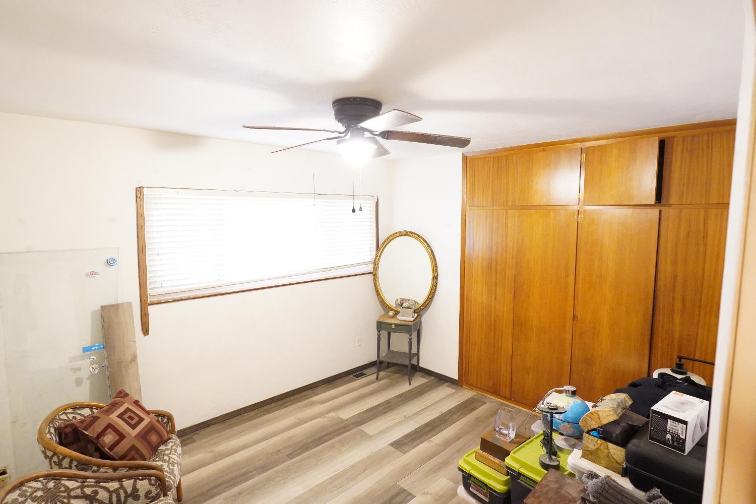 1699 E Academy, Tulare, CA 93274