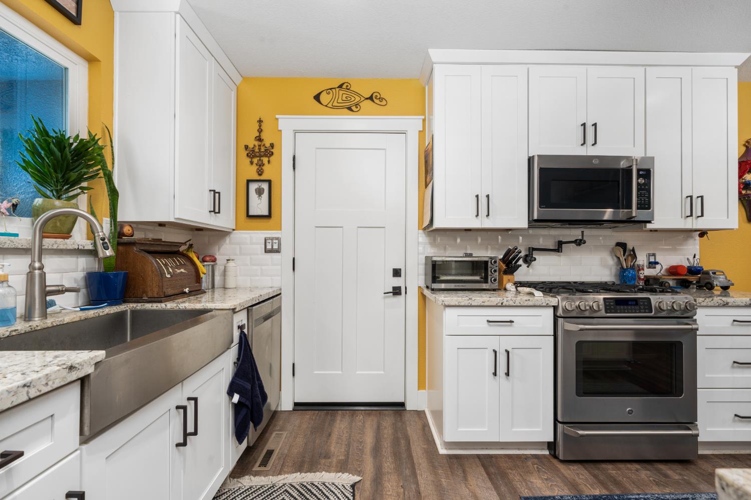 6776 N Woodrow Ave, Fresno, CA 93710