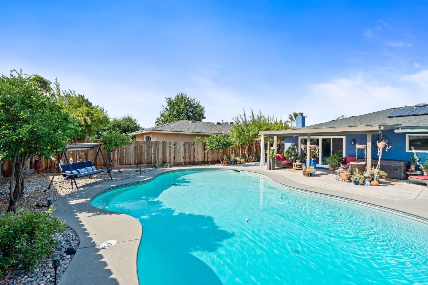 6776 N Woodrow Ave, Fresno, CA 93710