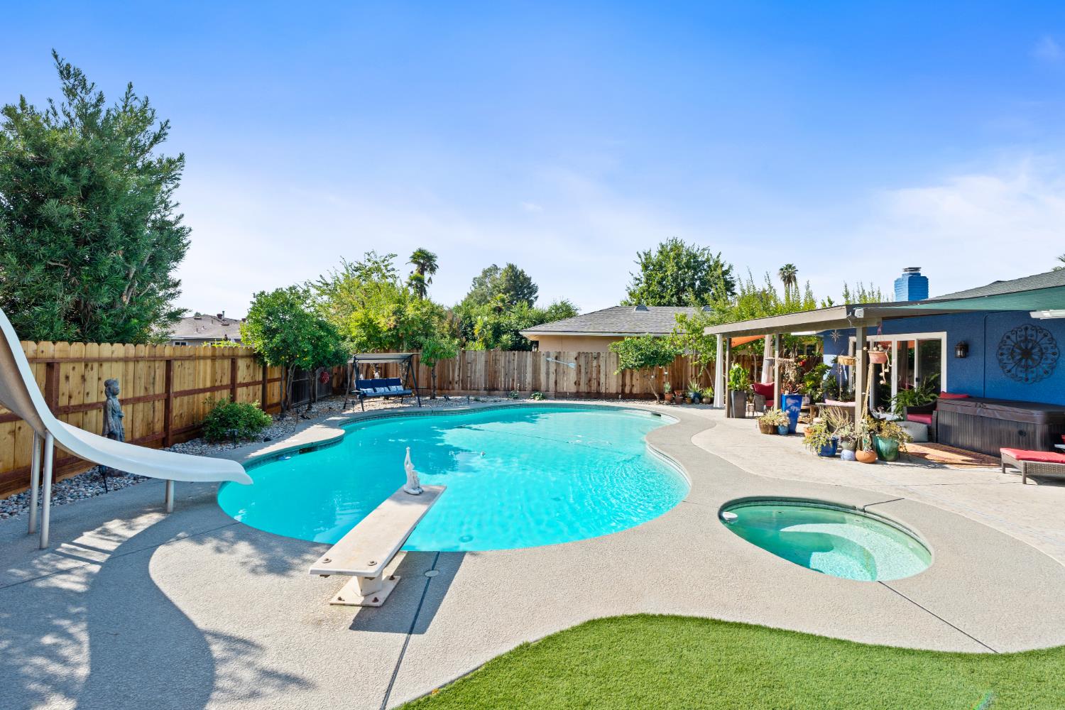 6776 N Woodrow Ave, Fresno, CA 93710