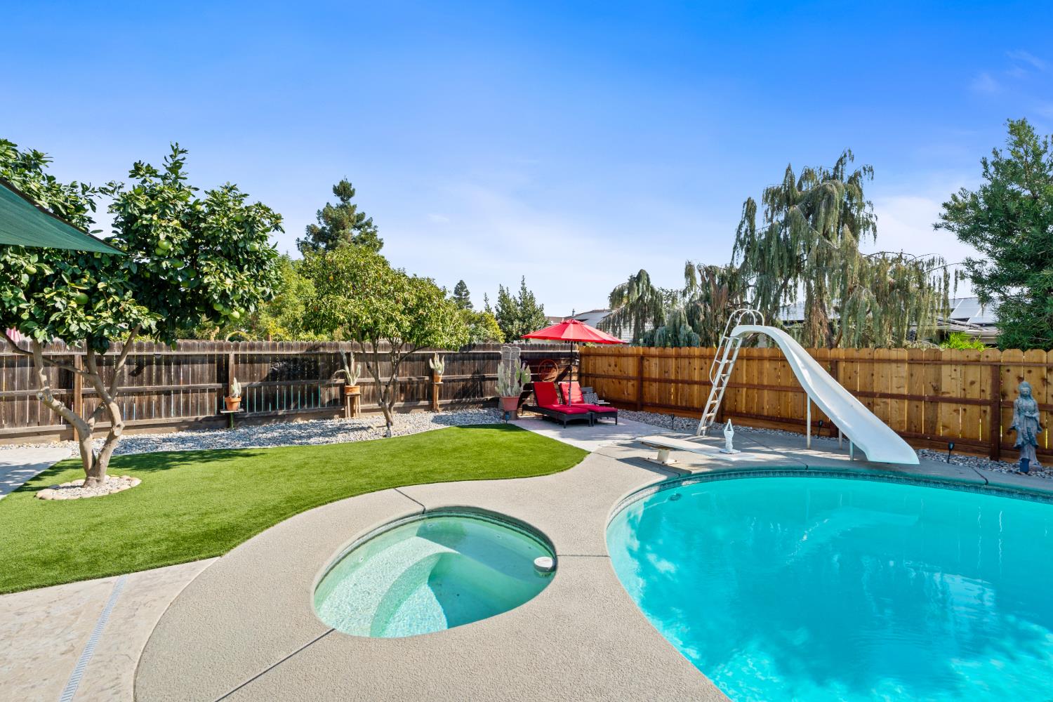 6776 N Woodrow Ave, Fresno, CA 93710